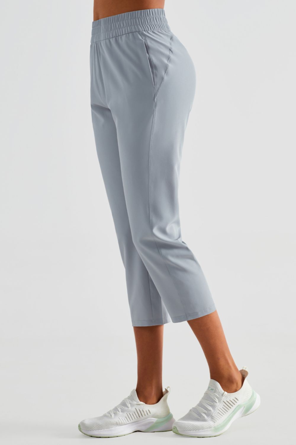 Elastic Waist Cropped Sports Pants